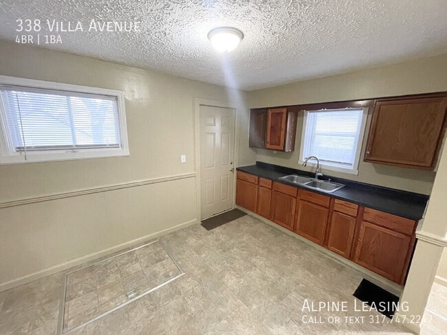 Building Photo - 338 Villa Ave