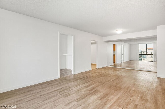 Building Photo - 3930 University Center Dr