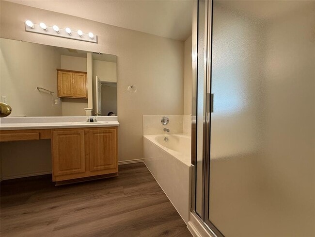 Building Photo - 14612 Hyson Crossing