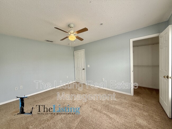 Building Photo - 18001 Richmond Pl Dr