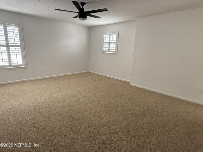 Building Photo - 1010 Garrison Dr