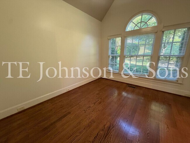 Building Photo - 5540 Brookberry Farm Rd
