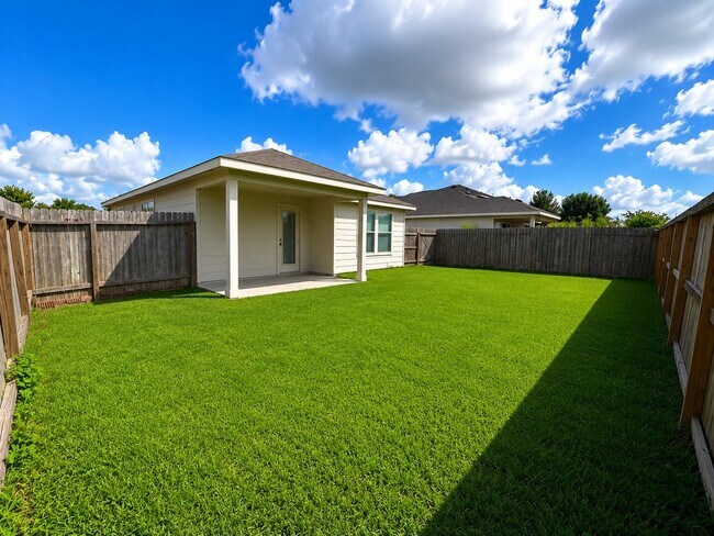Building Photo - 1518 Perennial Ln
