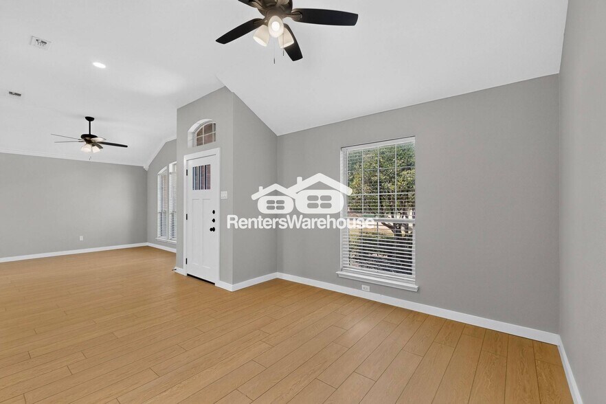 Building Photo - 4412 Fox Meadows Ln