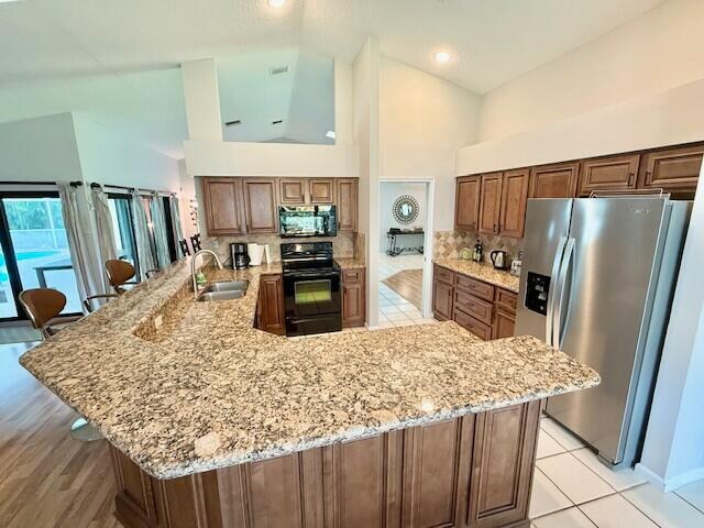 Building Photo - 1919 Lindsey Ct