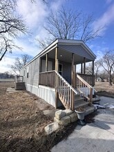 Building Photo - 210-212 12th St