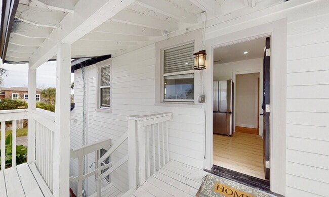 Building Photo - Pristine Neptune Beach Remodel: 2 Blocks to the Sand and Walkable to Everything!