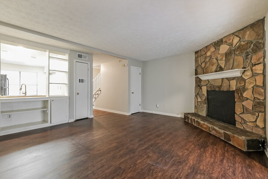 Building Photo - 946 Ohara Dr