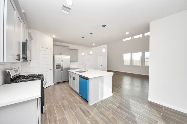 Building Photo - 8006 Cypress Poplar Ct