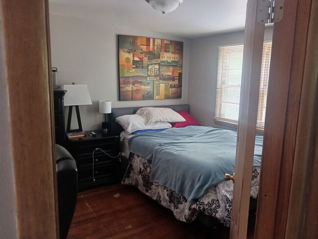Building Photo - 108 N Russel (Sublease) "Flexible Move in ...