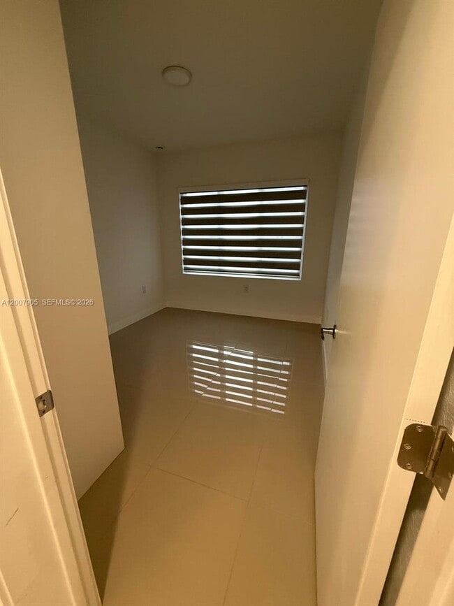 Building Photo - 25664 SW 143rd Ct