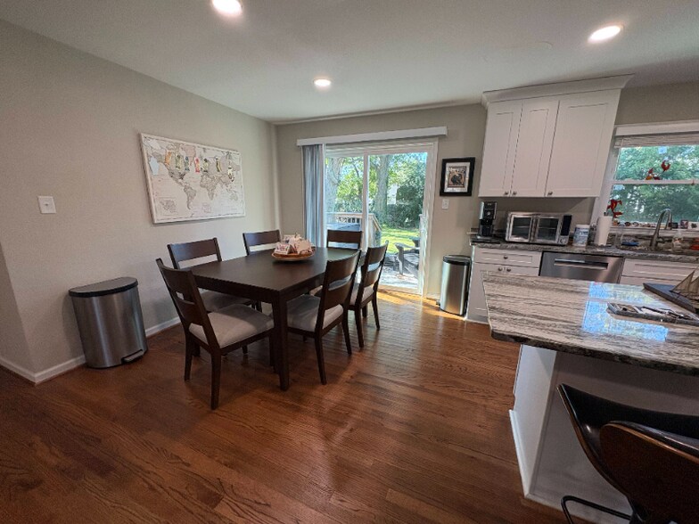 Building Photo - 5313 Sir Barton Dr
