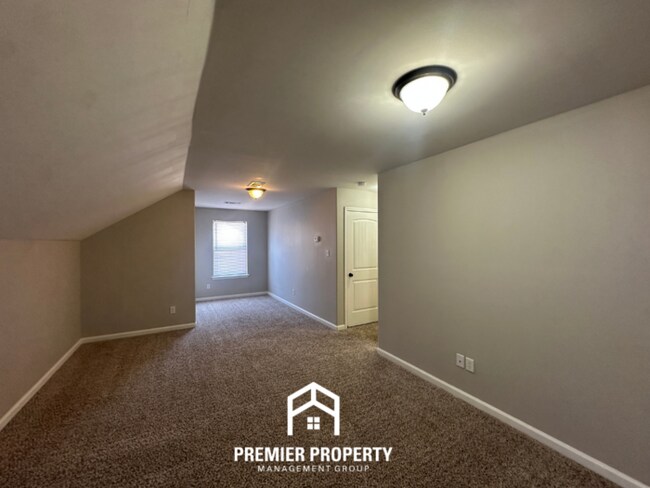 Building Photo - Luxury 4BR/3BA Arlington Home | Top-Tier Schools, Granite, Vaulted Ceilings & Covered Patio