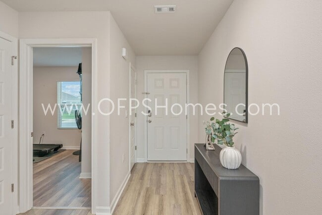 Building Photo - 4623 Naval Ct