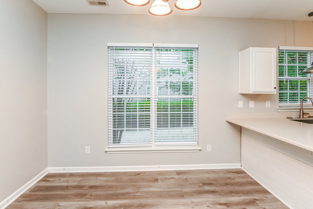 Building Photo - 13646 Carleen Way Dr