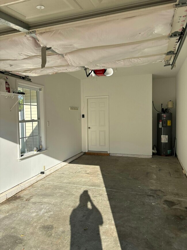 Building Photo - 259 Sykes Ave