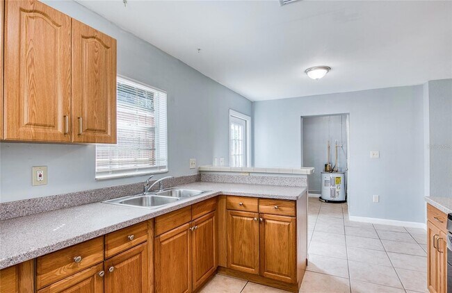 Building Photo - 6704 Interbay Blvd