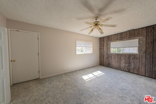 Building Photo - 6220 Etiwanda Ave