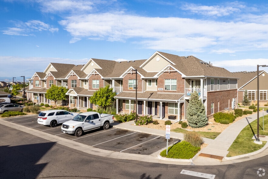 The Meadows at Dunkirk Apartment Homes 19300 E 57th Ave Aurora CO