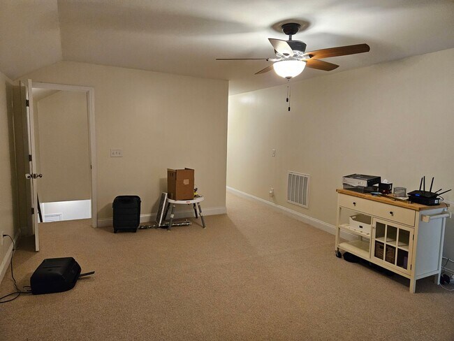 Building Photo - 5 Bedroom 3 Bath home in The Preserve at Tidewater Sneads Ferry