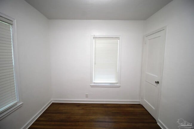 Building Photo - 315 Flannan Rd