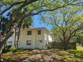 Building Photo - 1406 36th Ave