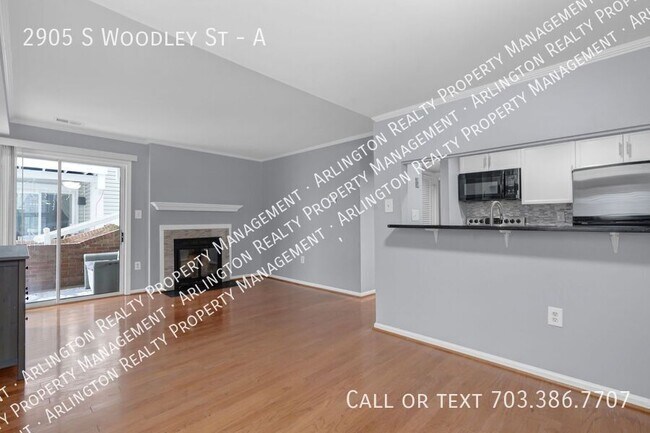 Building Photo - 2905 S Woodley St