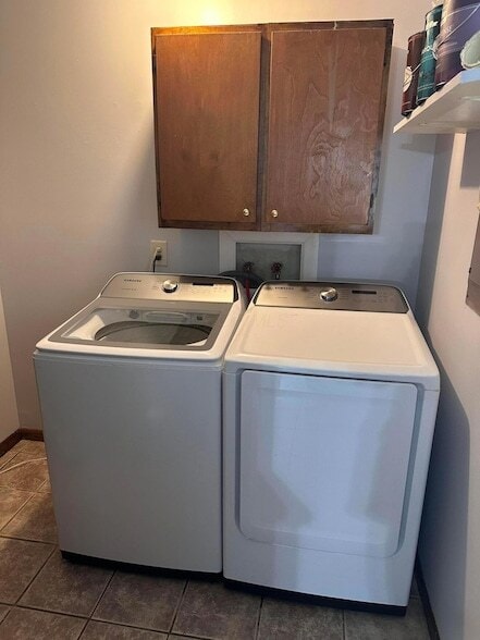 Building Photo - 388 Gamewood Dr