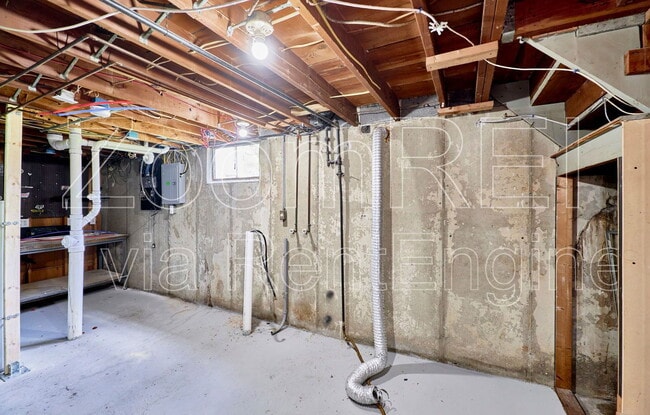 Building Photo - 9537 Cote Brilliante Ave