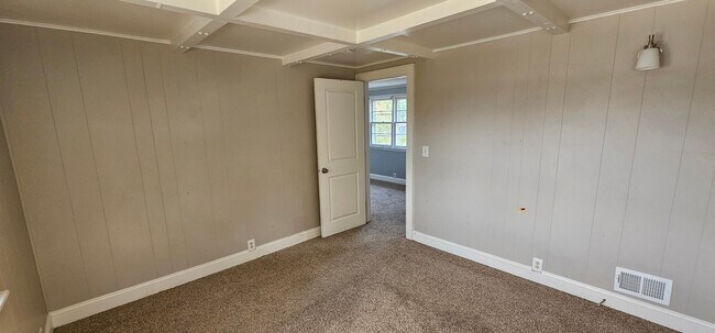 Building Photo - 3358 N Upton Ave