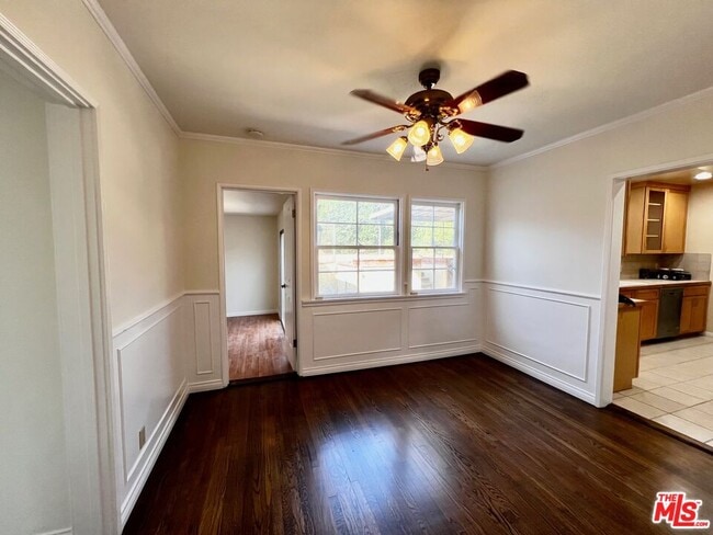 Building Photo - 5039 Inadale Ave