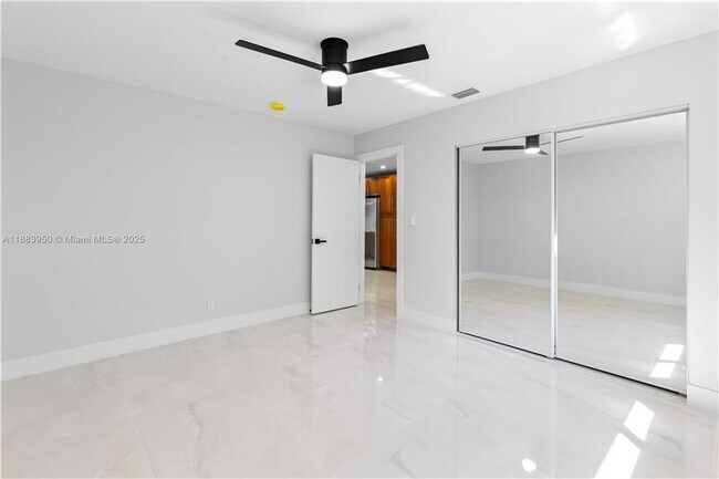 Building Photo - 9080 NW 23rd St