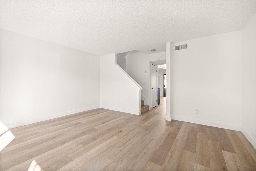 Building Photo - Terre at E Bradley