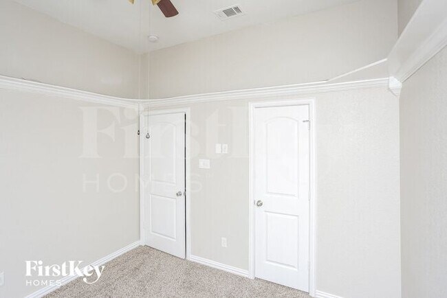 Building Photo - 205 Ghost Rider Rd