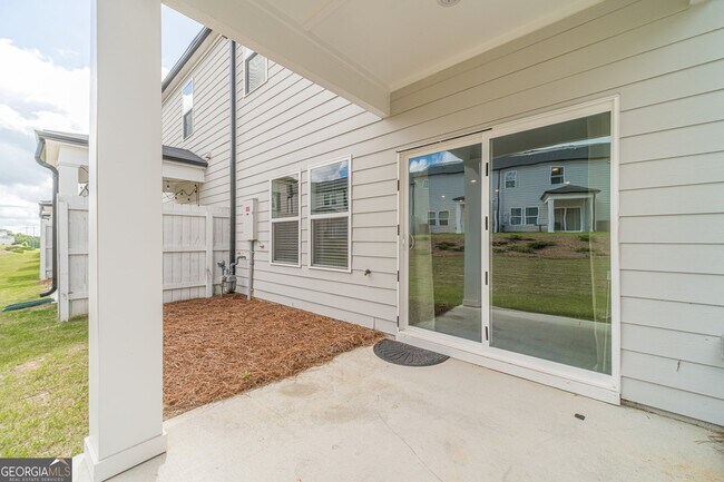 Building Photo - 1412 Villageside Ct