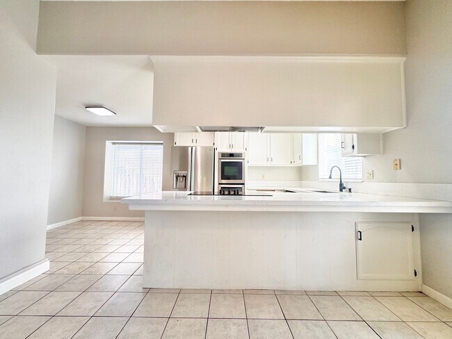 Building Photo - STAY COOL AND SAVE — ENJOY SOLAR-POWERED SAVINGS COMPARED TO STANDARD PG&E RATES