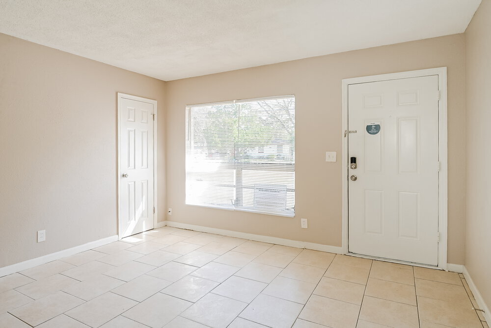 Building Photo - 417 Hayton Ave