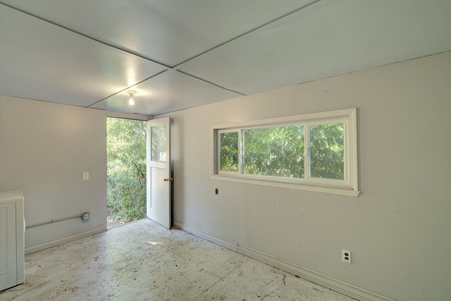 Inside of shed, large space for an office or storage - 14720 25th Ave NE