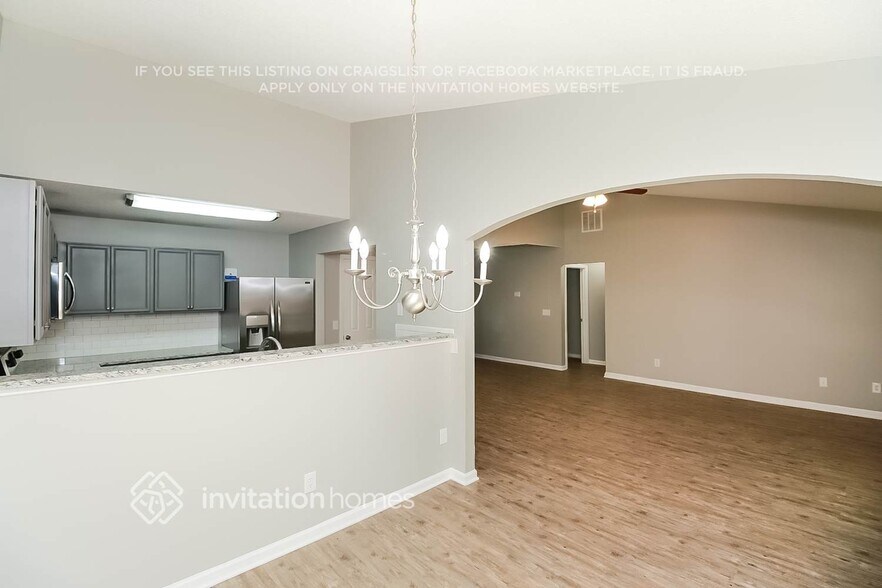 Building Photo - 6778 Merrywood Dr