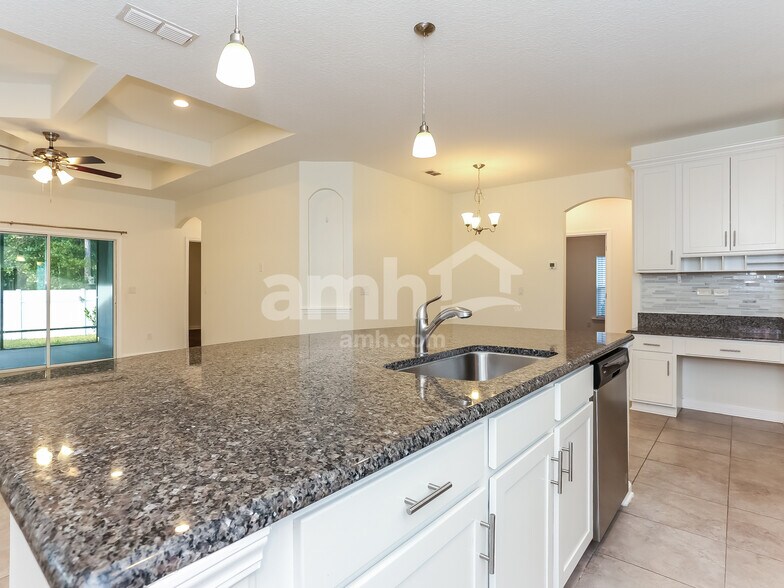 Building Photo - 85036 Furtherview Ct