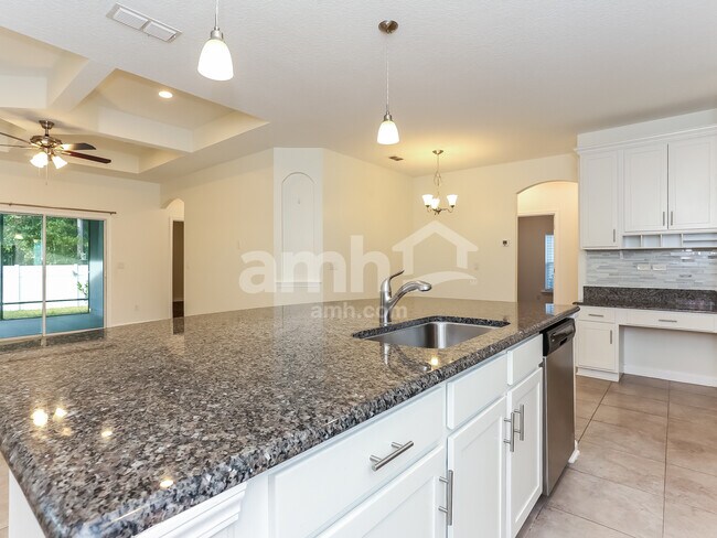 Building Photo - 85036 Furtherview Ct