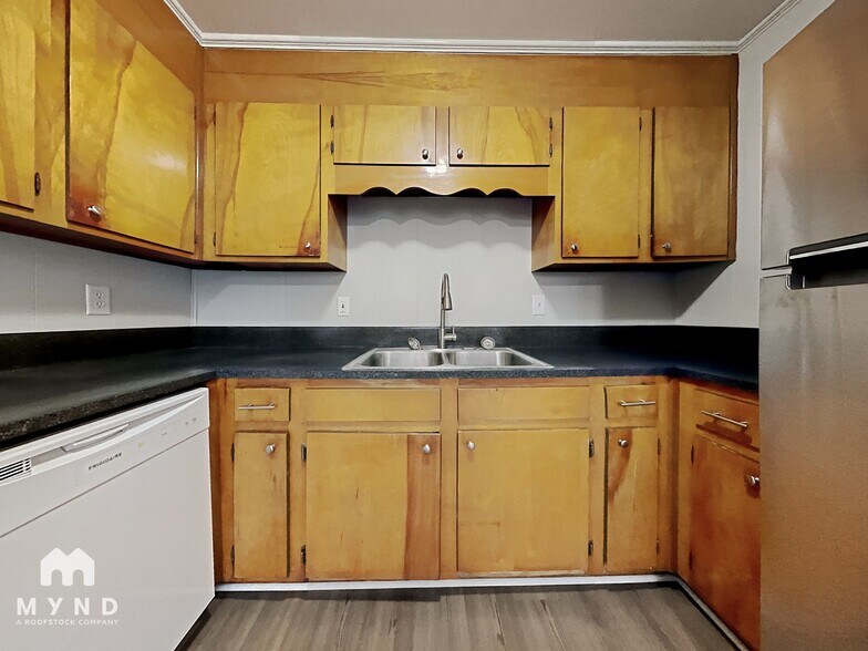 Building Photo - 4643 Pineleaf Dr