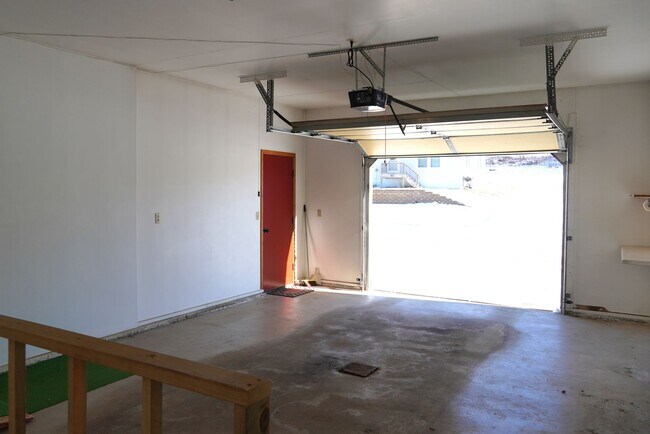 Building Photo - 1205 Silver Ave