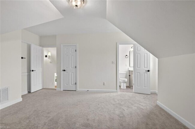 Building Photo - 7125 Grayfalcon Dr