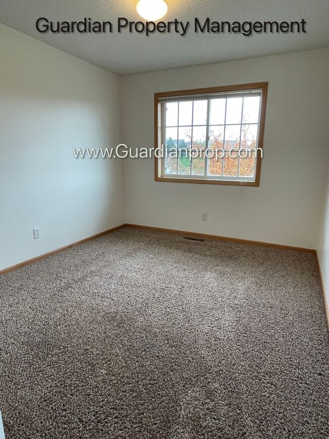 Building Photo - Lakeville Town Home, Available Now, 2 Car ...