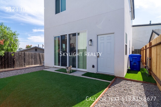 Primary Photo - 5123 Tipton St