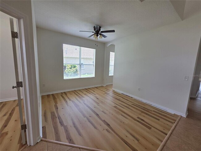Building Photo - 4732 Mapletree Loop