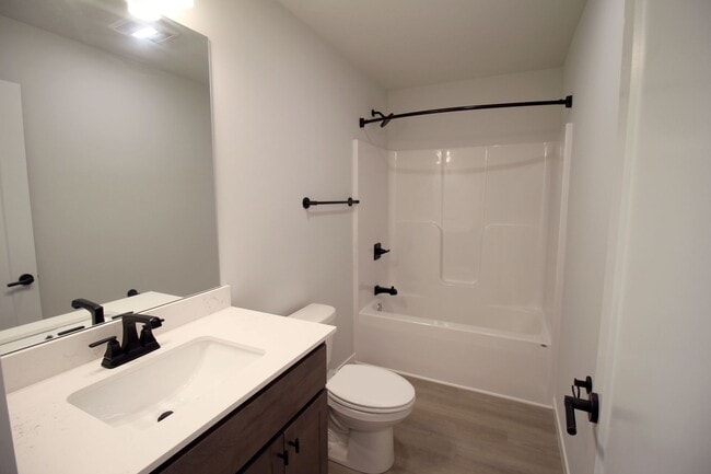 Building Photo - 2324 Lovie Ln