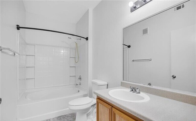 Building Photo - 9050 W Warm Springs Rd