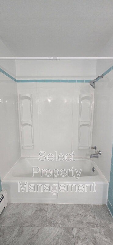 Building Photo - 1508 Green Rd